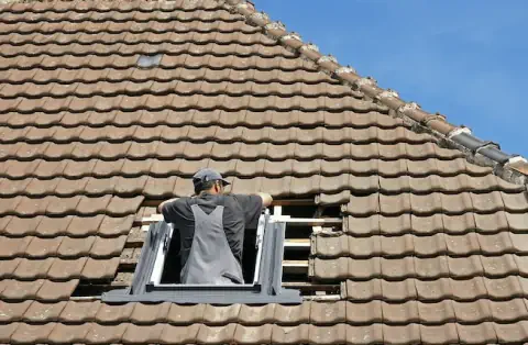 Pose de velux - Mesnard-la-Barotière